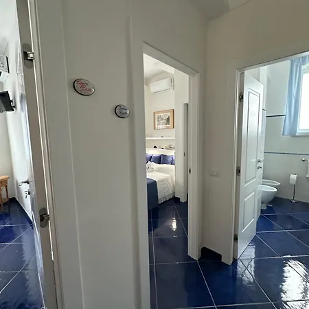 Pompei Blu Sant'auri בית נופש