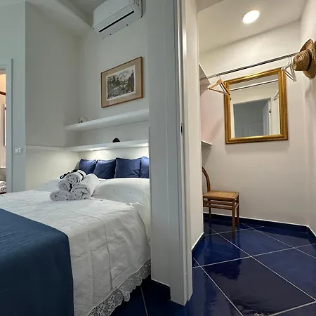 Pompei Blu Sant'auri בית נופש