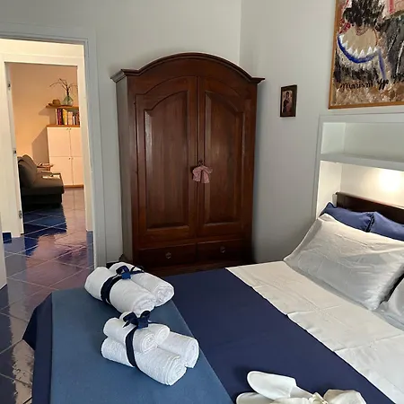 別荘 Pompei Blu Sant'auri スカファーティ